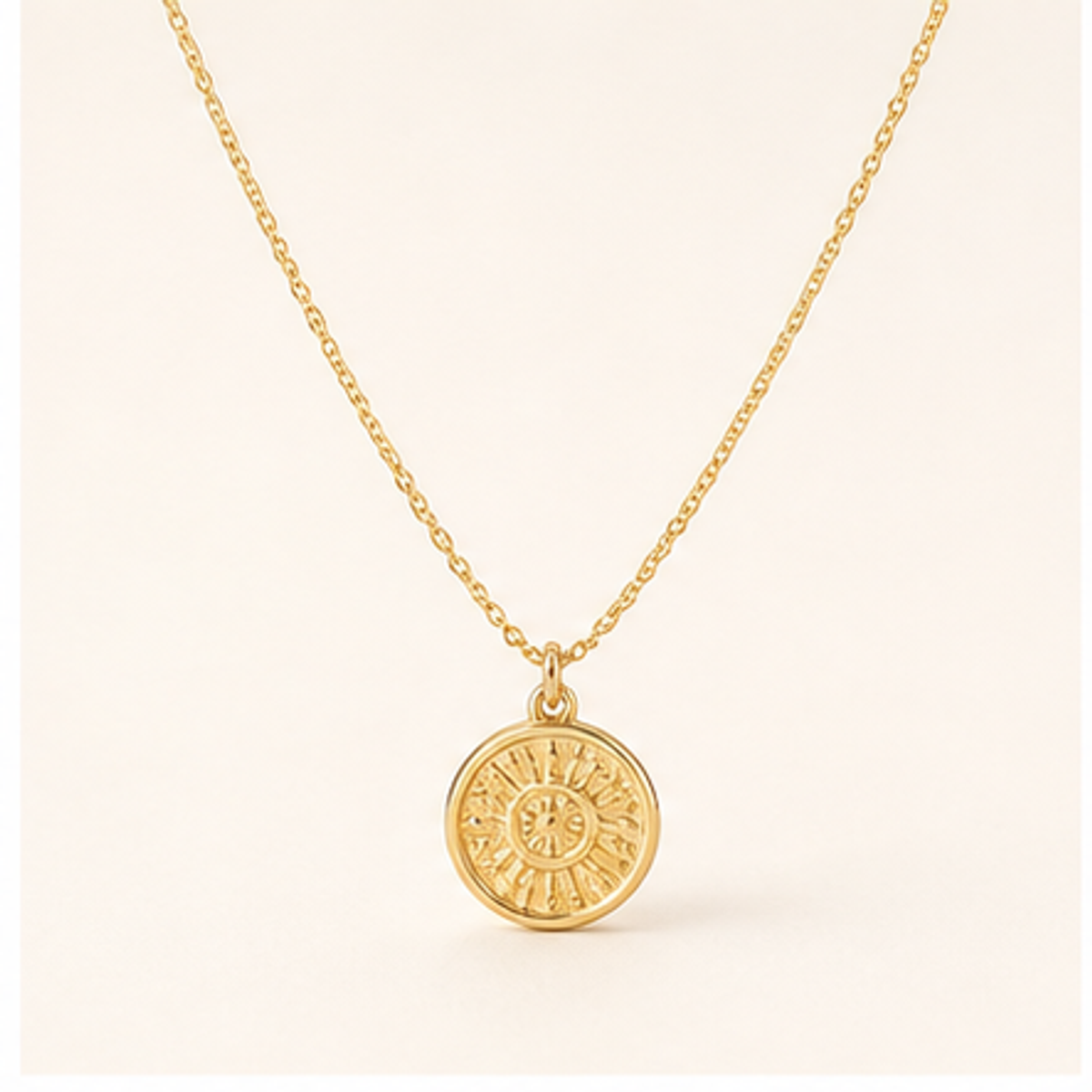 Collier Médaillon Solaire